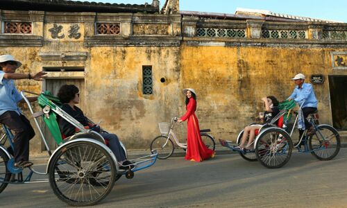 Hoi An Cyclo and Visitors